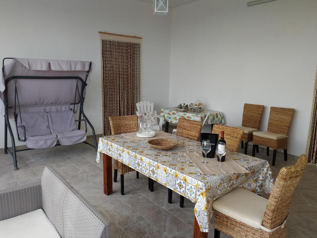 מנפי Holiday In Sicily מראה חיצוני תמונה